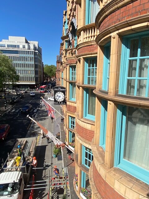 Sloan Square Exterior Decorating